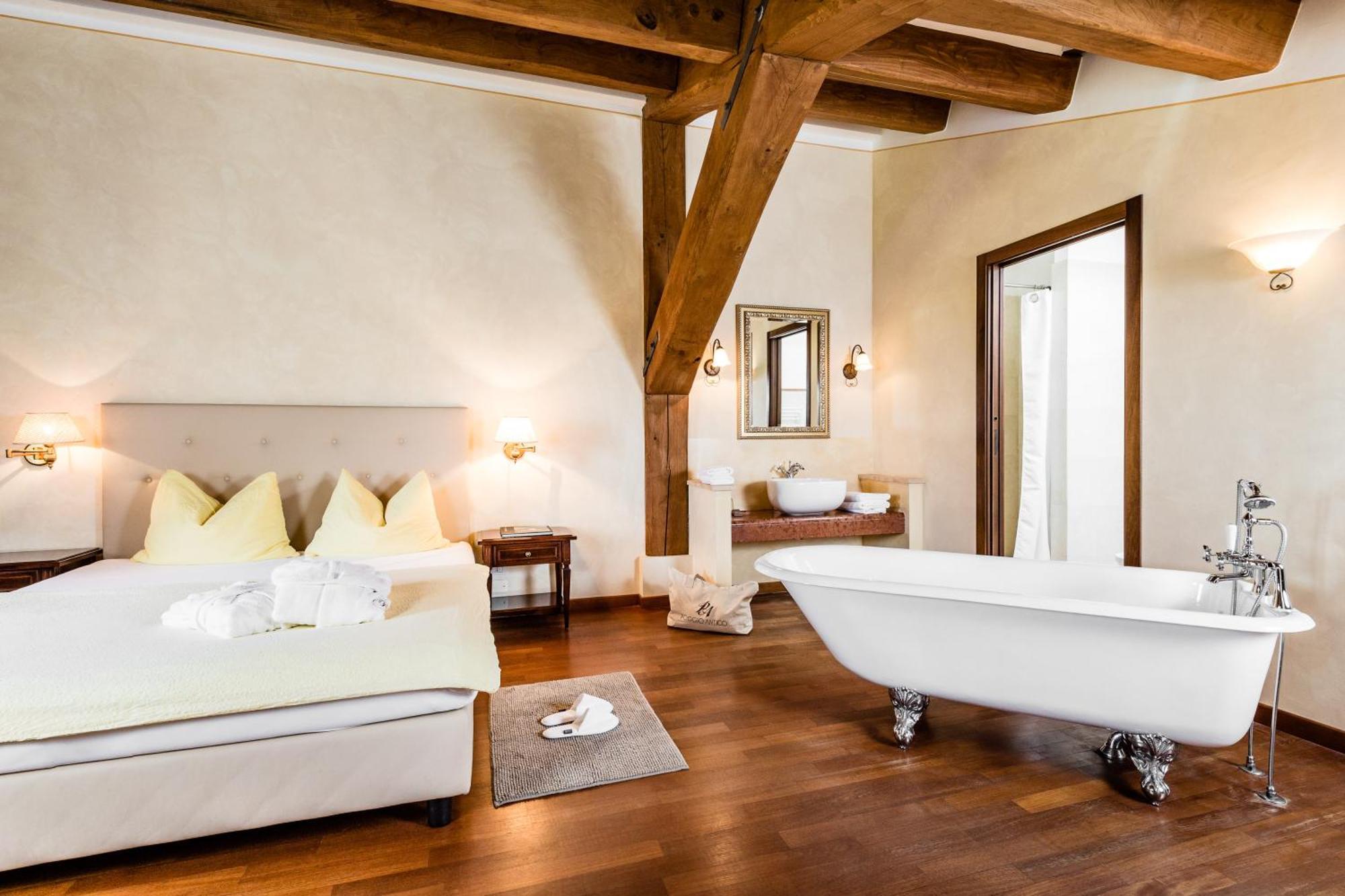 Poggio Antico Lägenhet Monte San Vito Exteriör bild