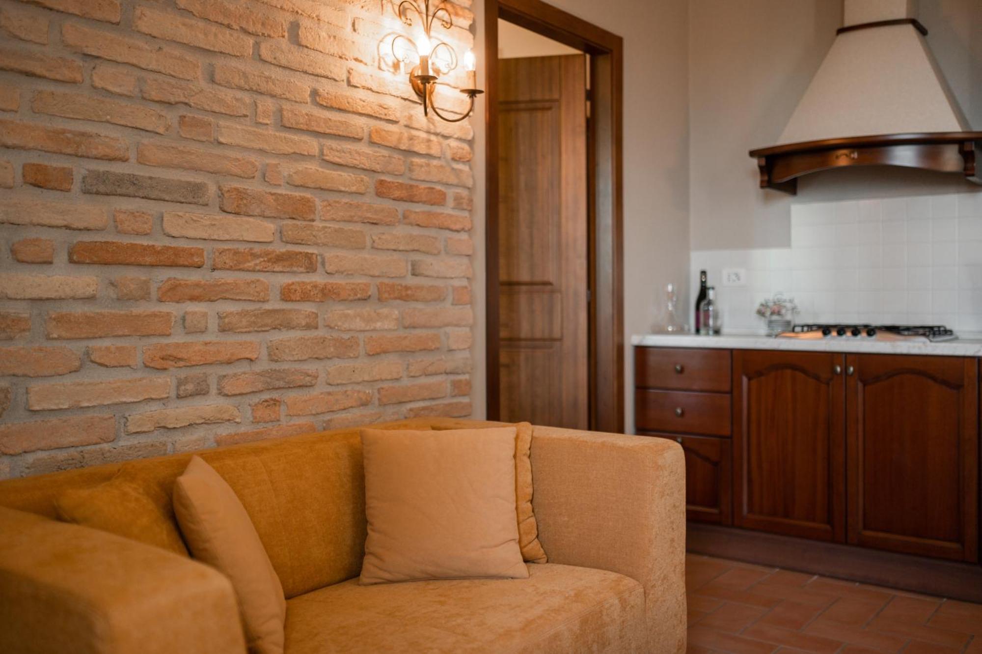Poggio Antico Lägenhet Monte San Vito Exteriör bild