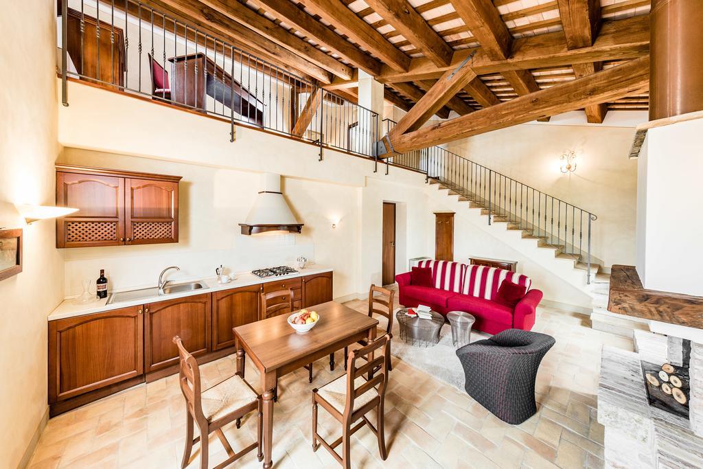 Poggio Antico Lägenhet Monte San Vito Exteriör bild